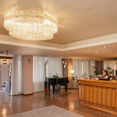 Ristorante Fior 4* Кастельфранко-Венето
